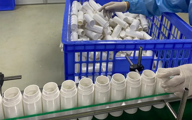 PUNTI DI CONTROLLO QUALITÀ PER IL PROCESSO DI PRETRATTAMENTO DEI MATERIALI DI CONFEZIONAMENTO DELLA MOUSSE AUTOABBRONZANTE